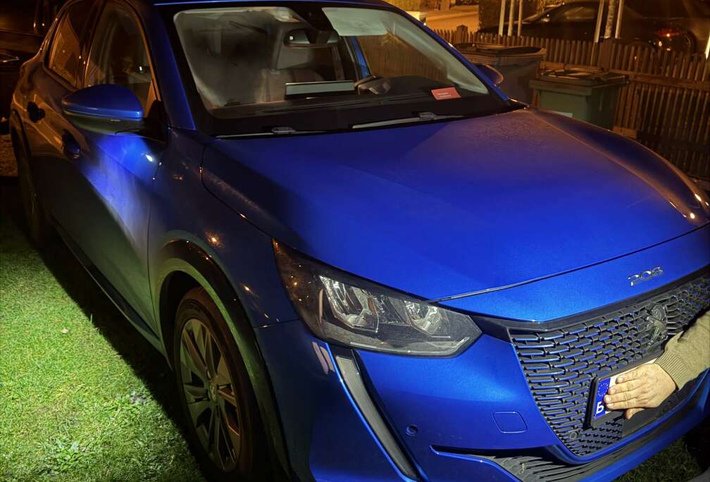 Peugeot 208 Elektromotor 136 Allure Pack