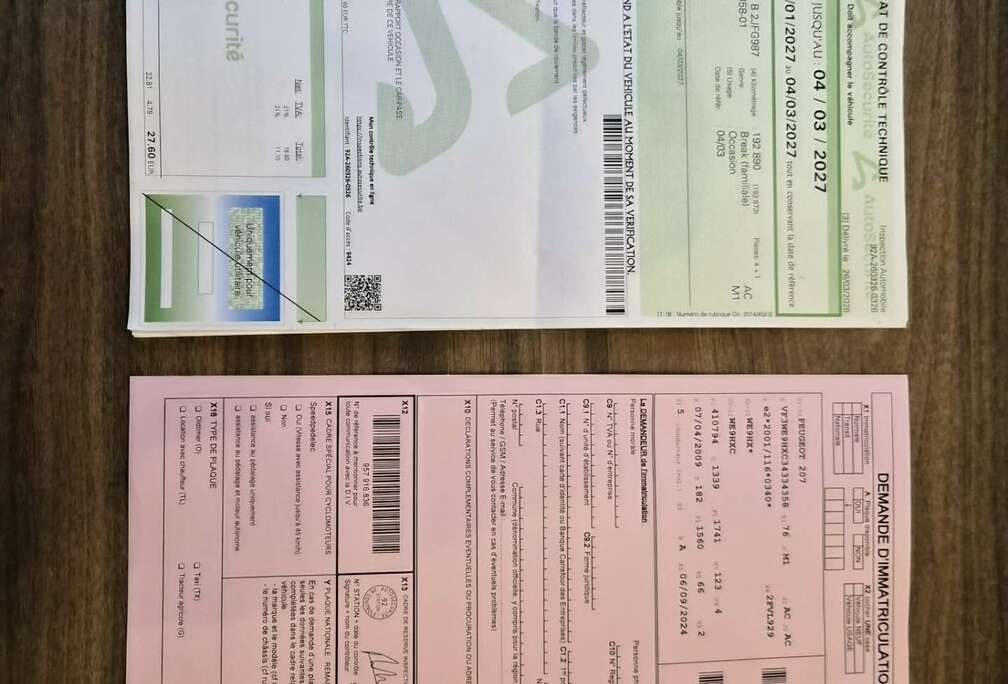 Peugeot SW 1.6 HDi 16V 90ch BLUE LION Navteq