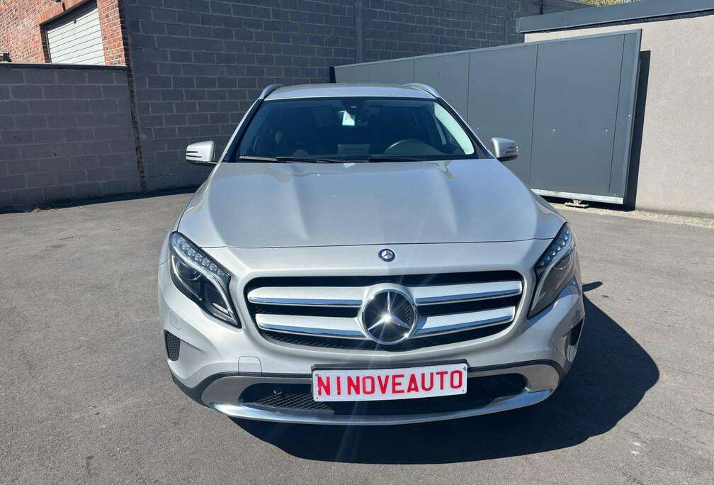 Mercedes-Benz i X156 Activity Edition*NAV PARKSENSOR CRUISE BT