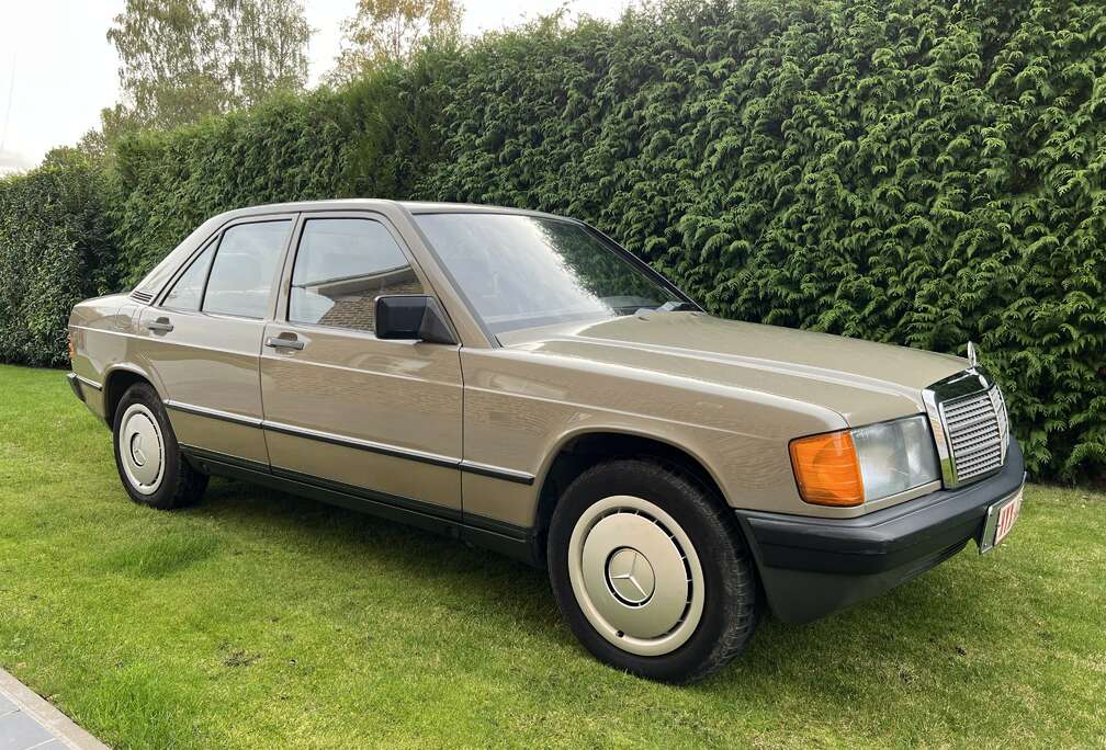Mercedes-Benz 190 D 2.5 1owner
