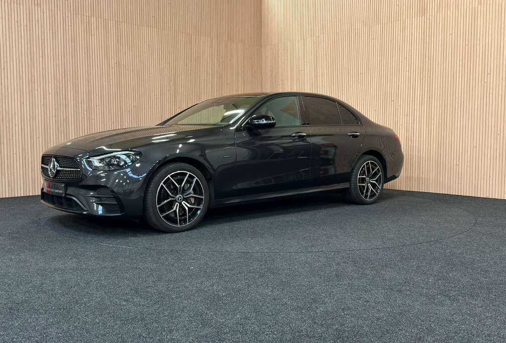 Mercedes-Benz E 300 de 9G-TRONIC AMG Line Pano DAB Carplay