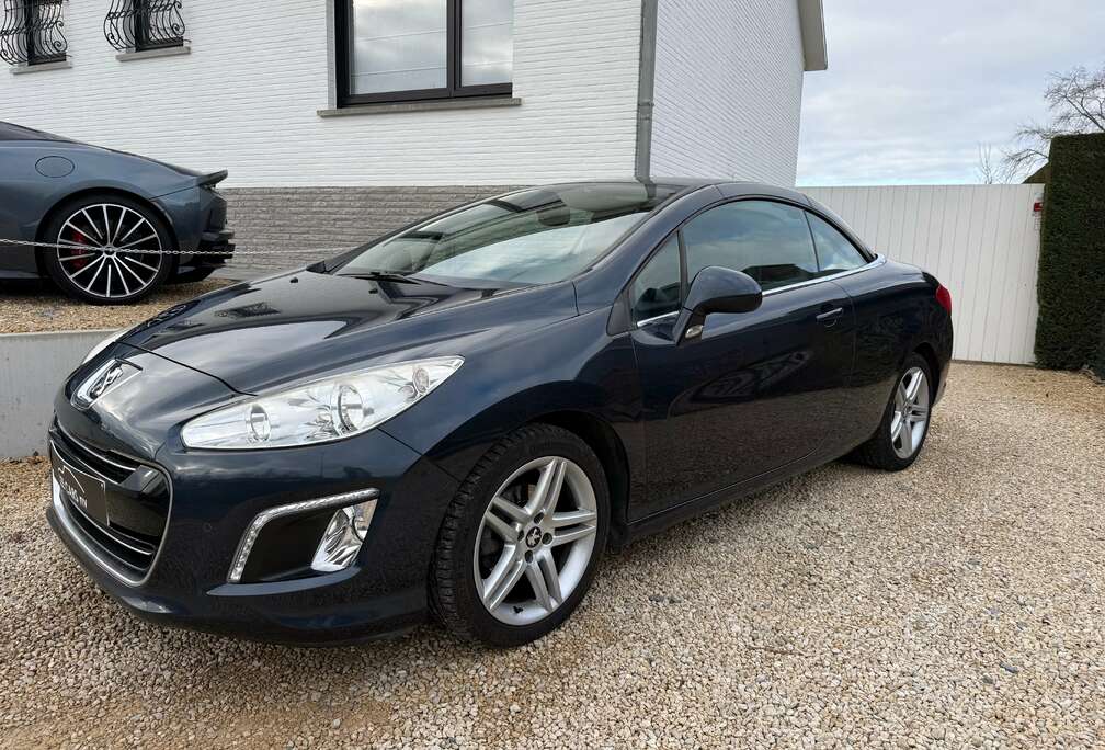 Peugeot 308 CC 120 VTi Access,LEDER,NAVI,ALU,HISTORIEK