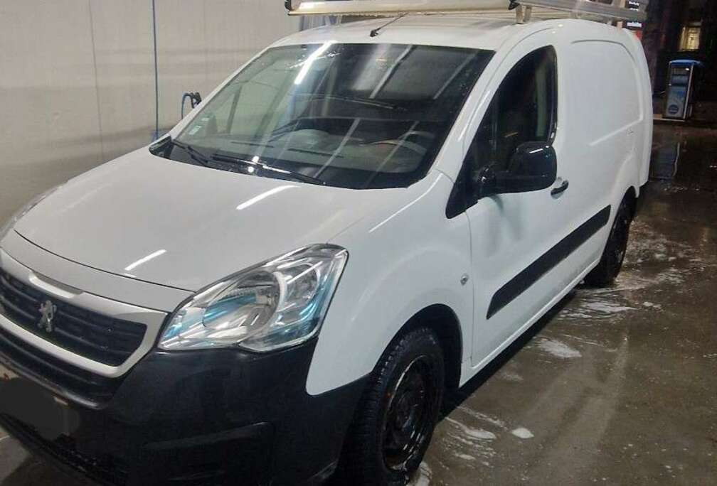 Peugeot 1.6 HDi L2H1 Pack CD Airco 121