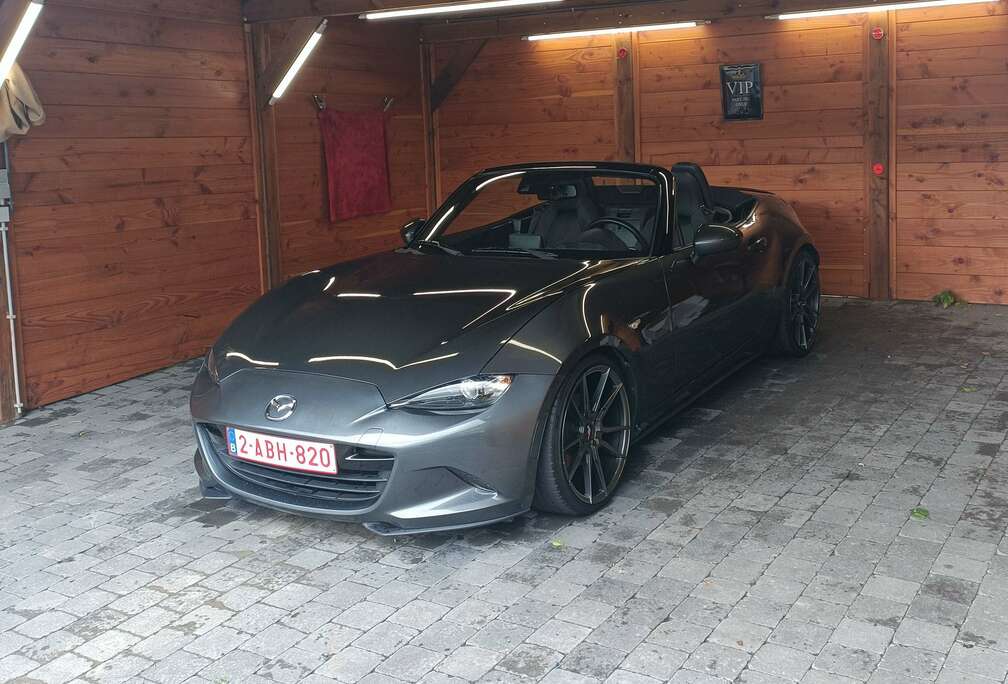 Mazda MX-5 SKYACTIV-G 160 Exclusive-Line