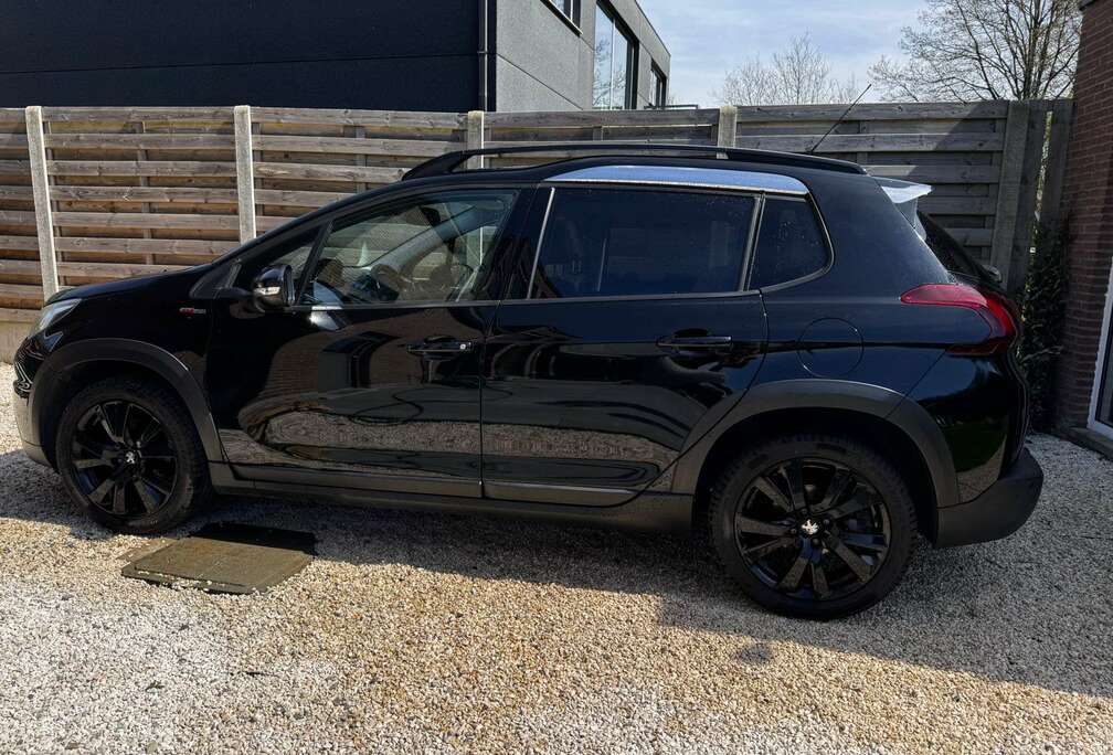 Peugeot 1.2 PureTech GT Line Carplay Camera Trekhaak