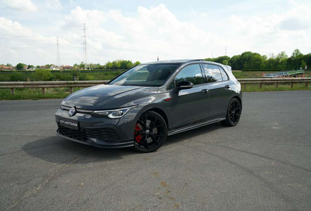 Volkswagen 8  CLUBSPORT  PANO  IQ LIGHTS  HARMAN/KARDON  FULL