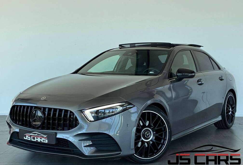 Mercedes-Benz d PACK AMG-COCKPIT-CARPLAY-T.O-ALCANTARA-CAMERA-JANTES19-PACK NIGHT
