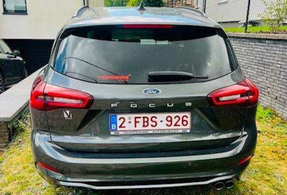 Ford Focus Clipper 1.0 EcoBoost MHEV ST-Line Design