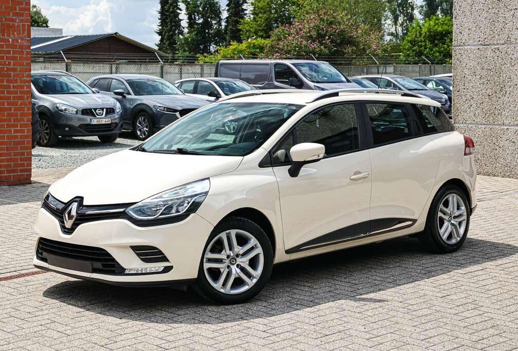 Renault APPLE-CARPLAY*NAVIGATIE*PARKEERSENSOREN*AIRCO*EERSTE-EIGENAAR*