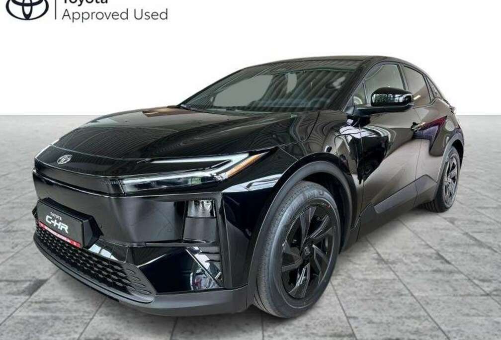 Toyota 77 kWh 2WD BUSINESS