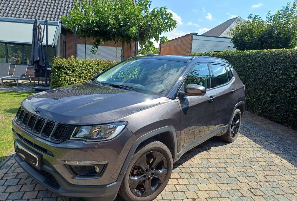 Jeep Compass 1.4 Turbo 4x2 Night Eagle (EU6d)
