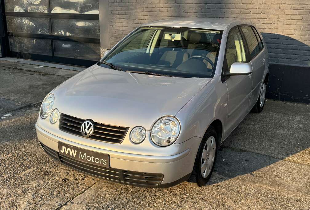 Volkswagen 1.4i * Match * 84Dkm * Airco * Garantie