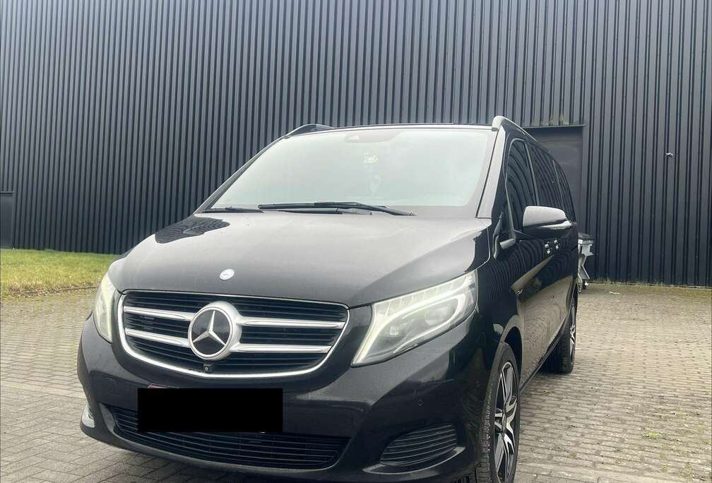 Mercedes-Benz d 4-Matic SWB Avantgarde