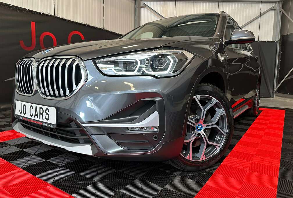 BMW /PHEV 1.5iA xDrive25e/Led/Leder/Pano/Head up/Camera/Pdc/Cc/18\