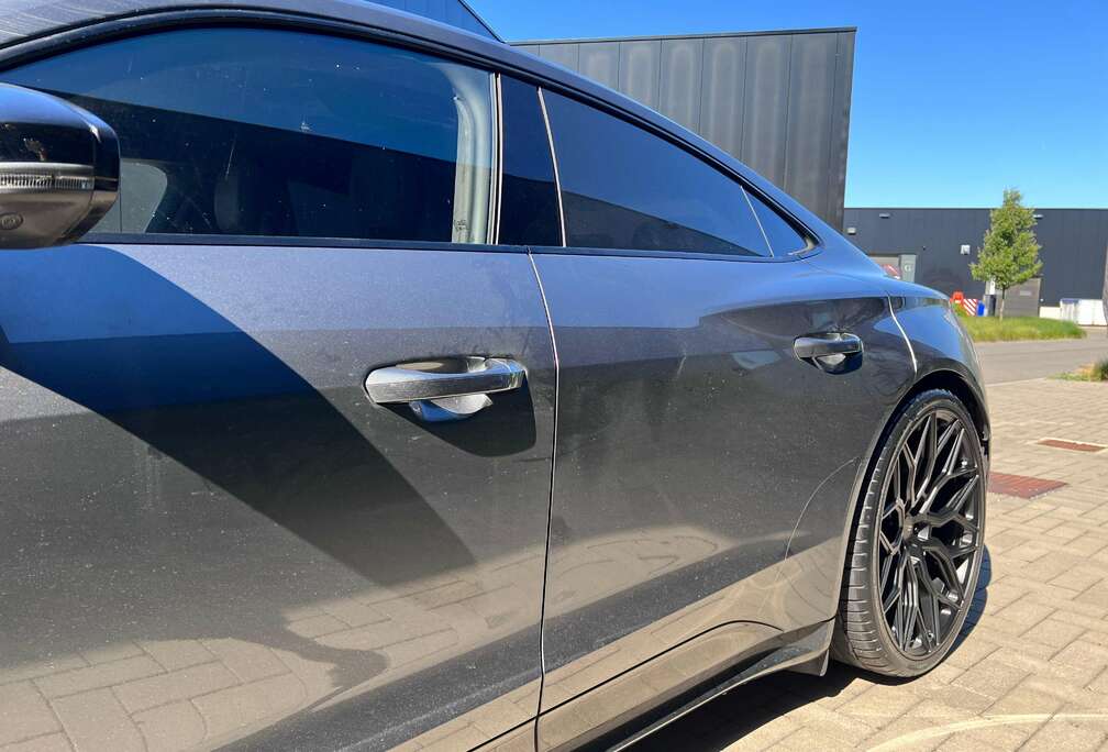 Audi RS e-tron GT *Editon One* - Full option - Carbon