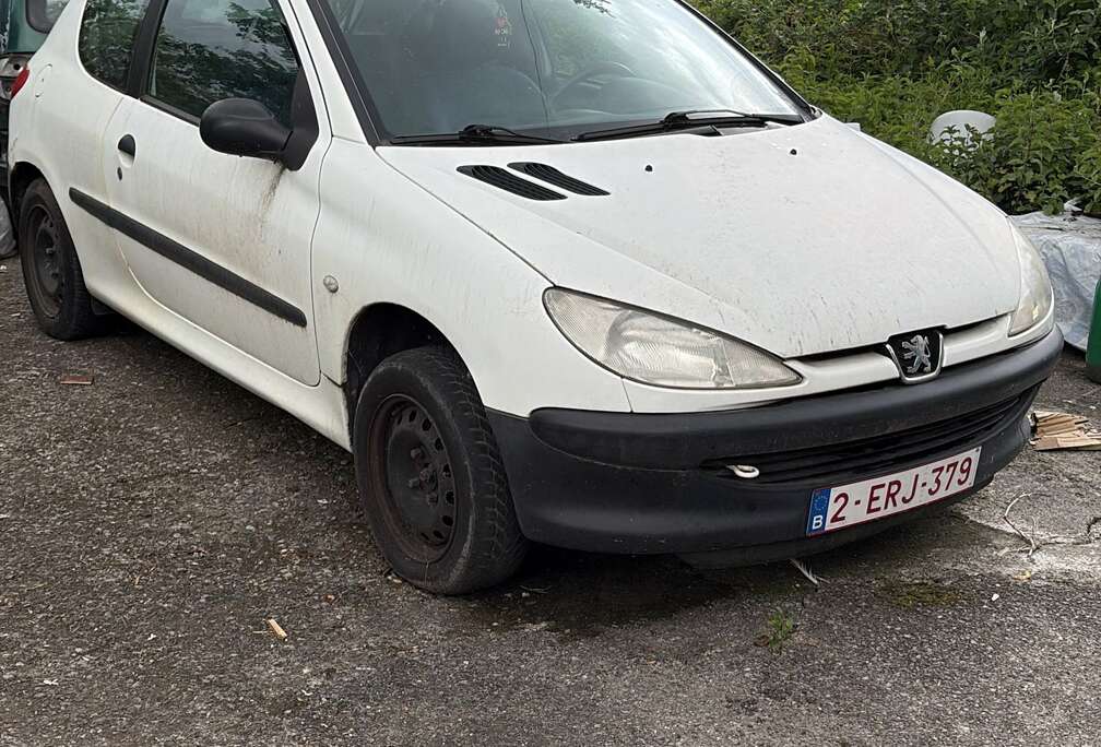 Peugeot 1.1i XR