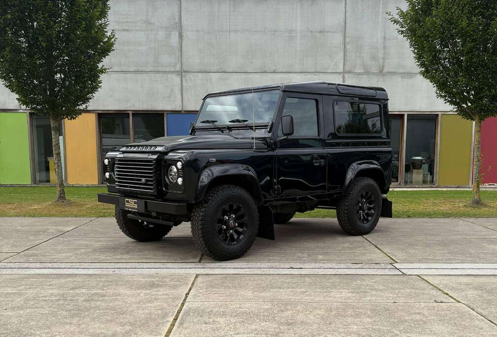 Land Rover Defender 2.2 Turbo - D Eastnor