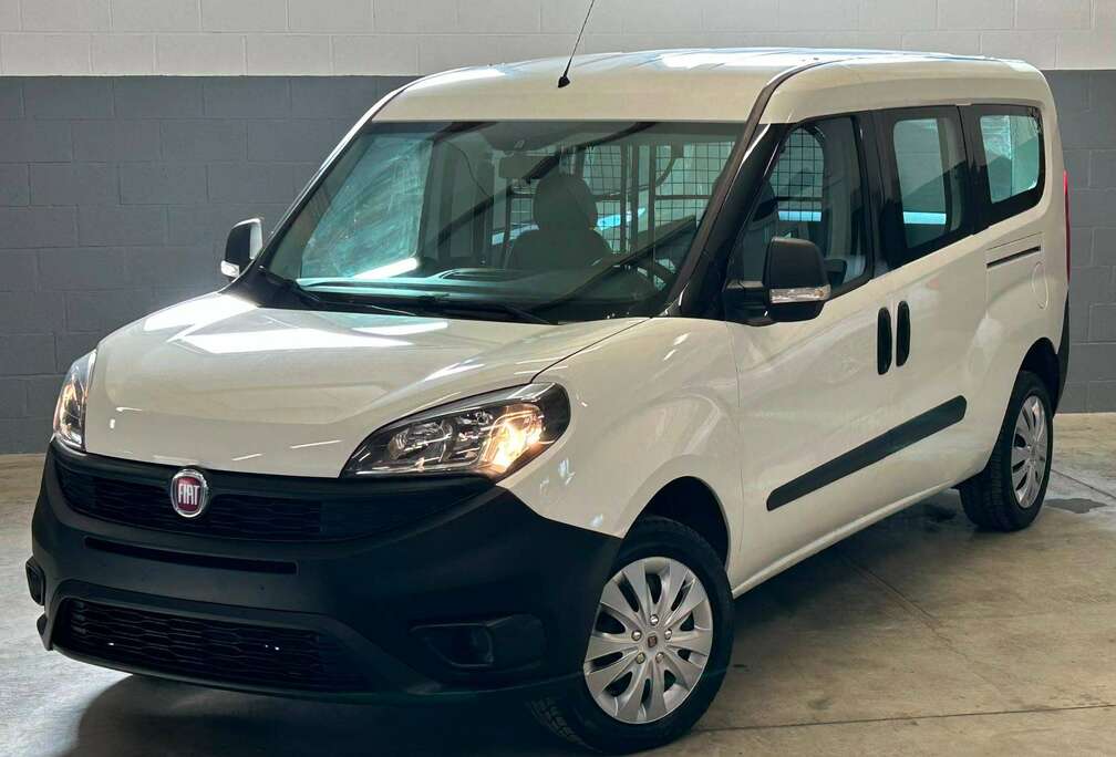 Fiat 1.4 i Maxi châssis, main libre, 2 portes latérales, capteurs recul, état neuf