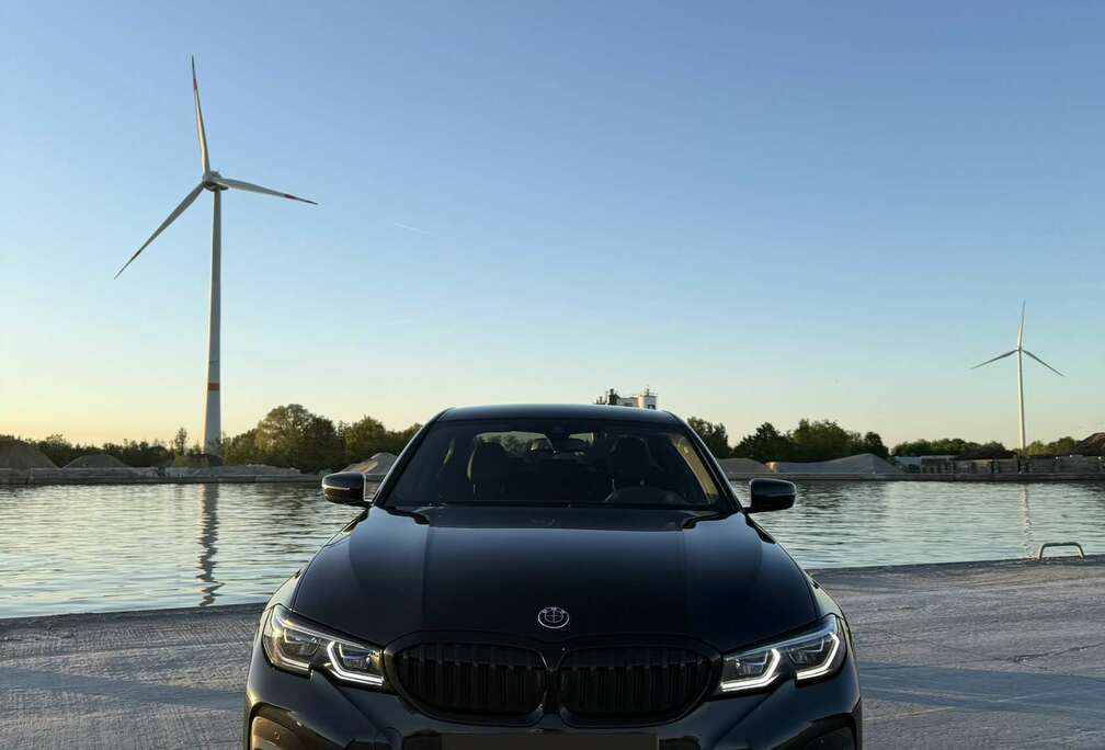 BMW 330e Full M