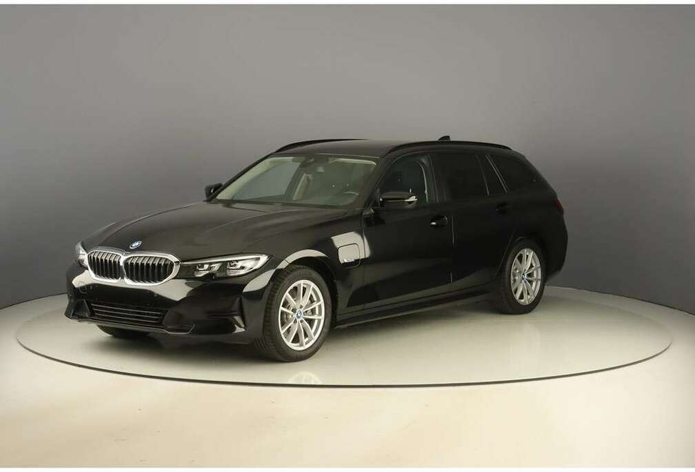 BMW e Touring 204pk Pack Business
