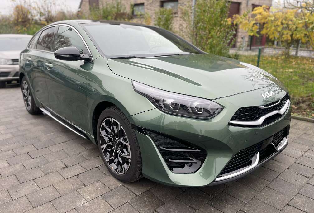 Kia ProCeed 1.5 T-GDI DCT7 GT LINE LEDER PANO-DAK EU6e