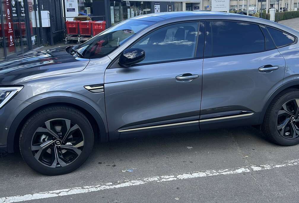 Renault E-TECH Full Hybrid 145 engineerd