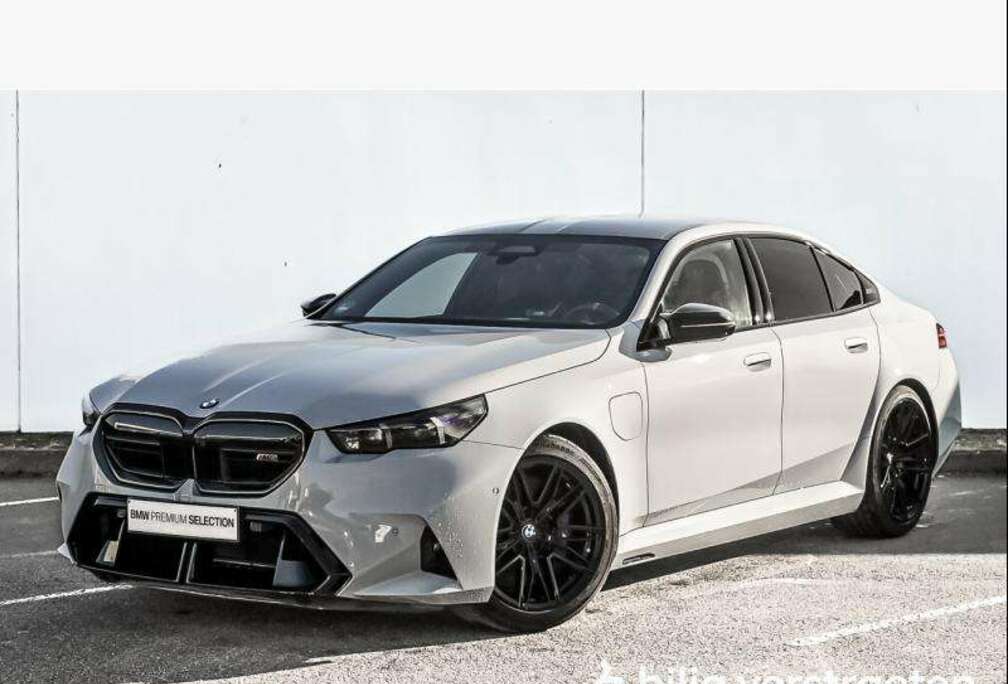 BMW Berline - MDRIVE PROF - DASP - B&W