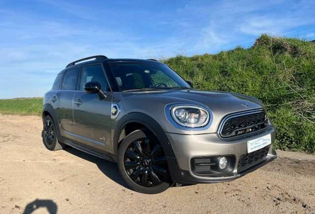 MINI 1.5A PHEV Cooper SE ALL4  - Pano - Head up display