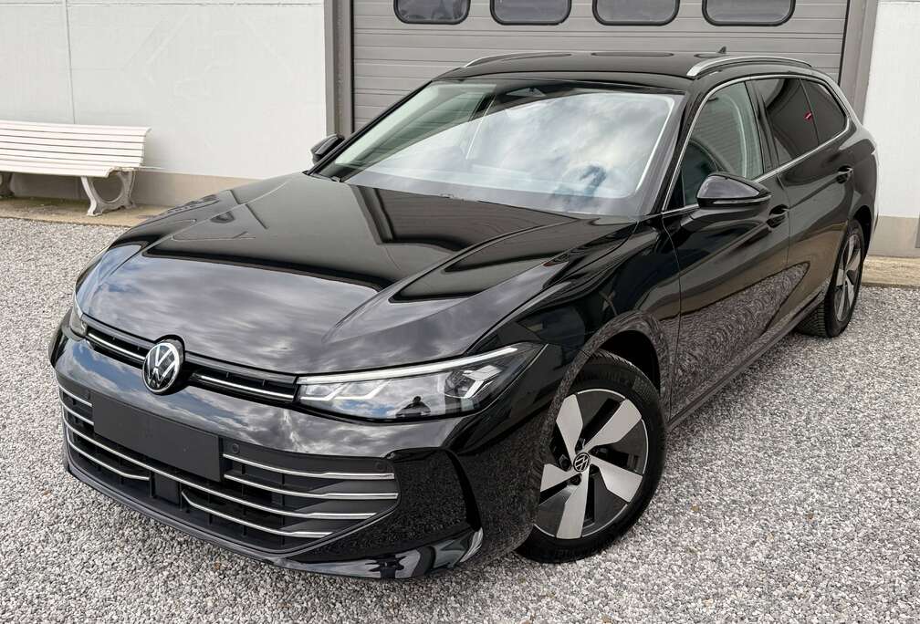 Volkswagen 1.5 eTSI 150PK DSG // Ergoseats // Trekhaak // IQ LED // Fabrieksgarantie 7/2027