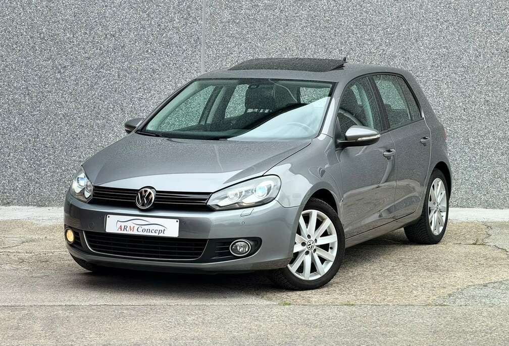 Volkswagen Golf 1.4 TSI Essence Xenon/LED/Toit/Navi/Garantie 12 Mois