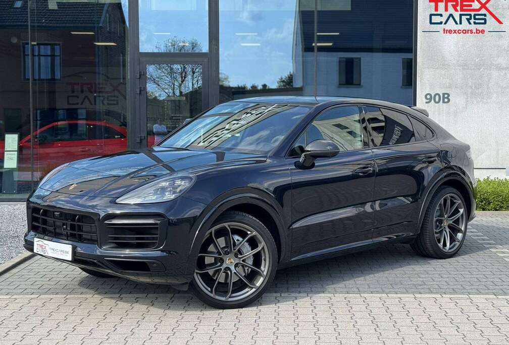 Porsche E-Hybrid Coupé Sportuitlaat/ Carbon pack/ Full PPF/ Sport Chrono/ Luchtvering/ 360° camera/ BOSE/ ACC/ Apple Carplay
