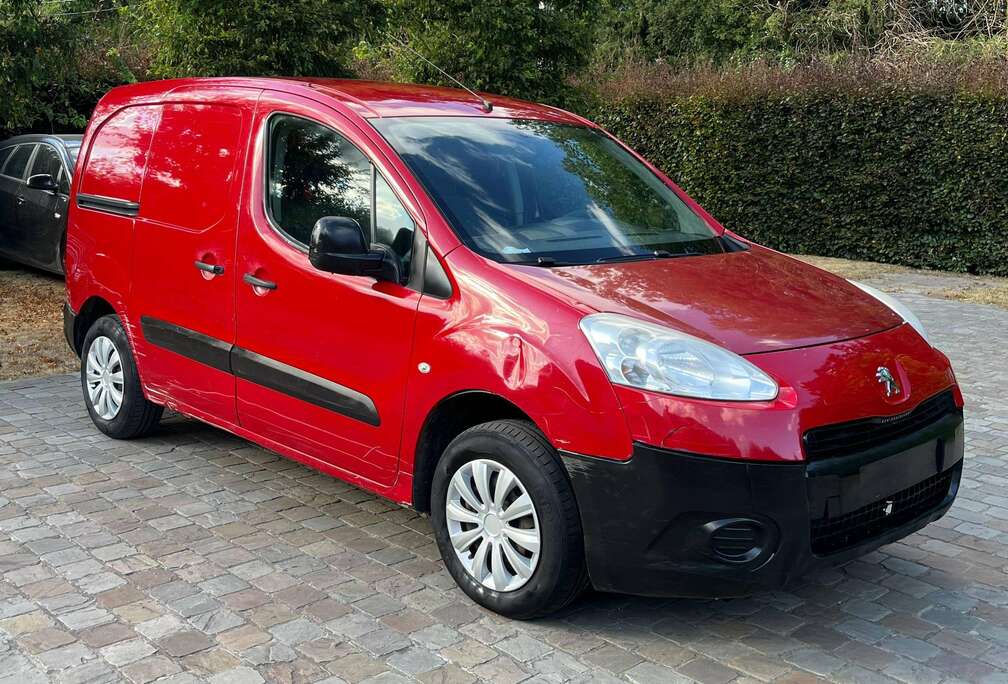 Peugeot 1.6 HDi L1H1 Confort 120