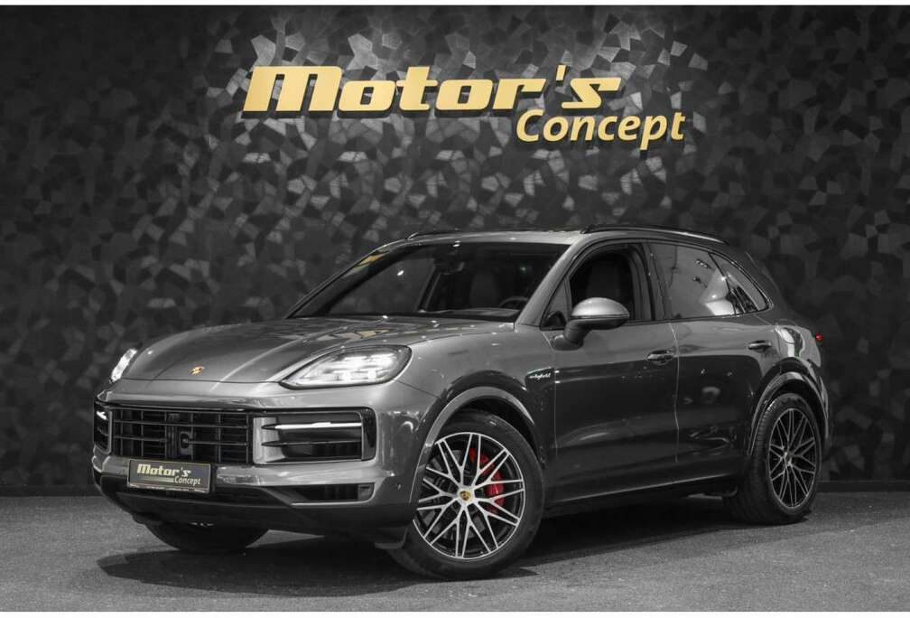 Porsche S E-HYBRID