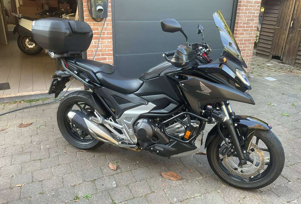 Honda DCT met verlaagde vering
