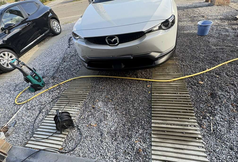 Mazda 17.8 kWh e-SKYACTIV R-EV Exclusive-Line (125kW)