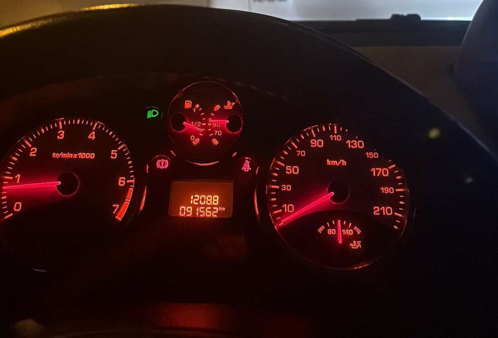 Peugeot 1.4i 16v Sporty