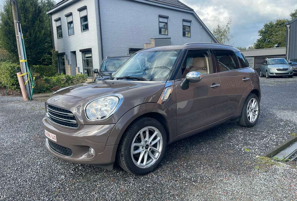 MINI 1.6i,Airco,Leder,Gps,Pano,Sensoren,met defect...