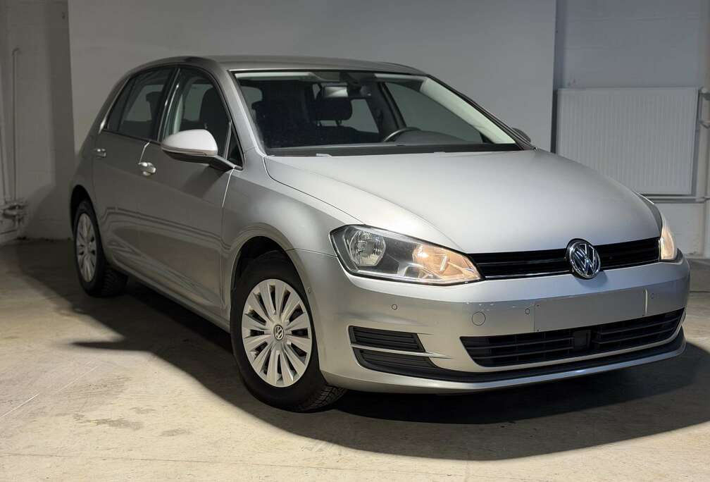 Volkswagen Golf 1.6 CR TDi Trendline
