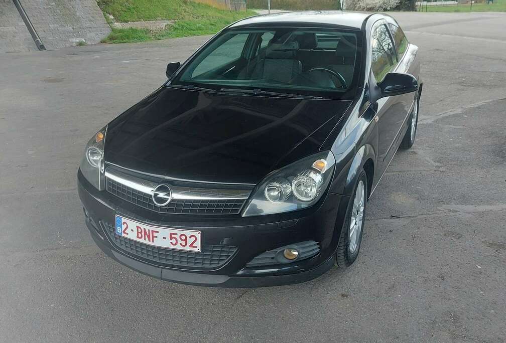 Opel GTC 1.7 CDTi ecoFLEX Cosmo FAP