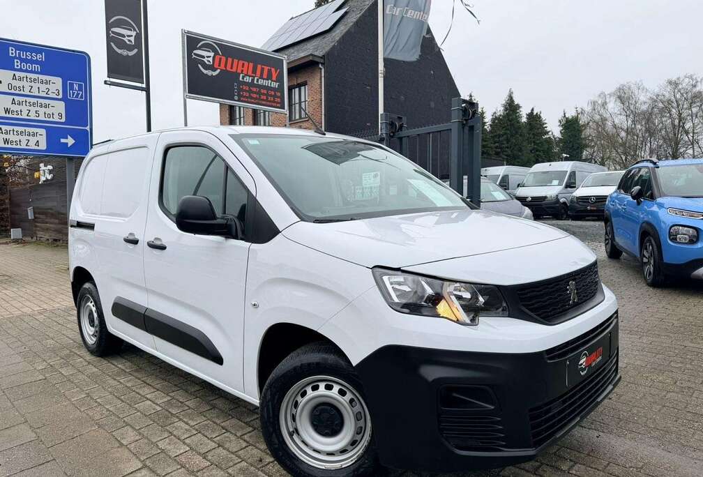 Peugeot 1.5 BlueHDi 61000 km  garantie  euro 6d