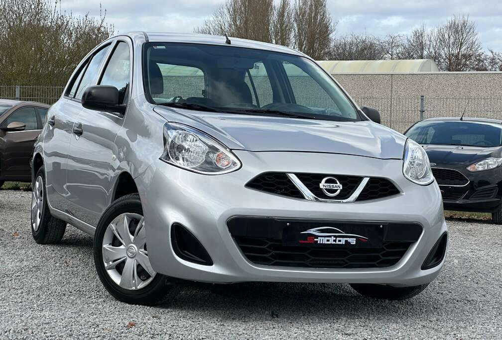 Nissan  TRES PROPRE  AUTOMATIQUE