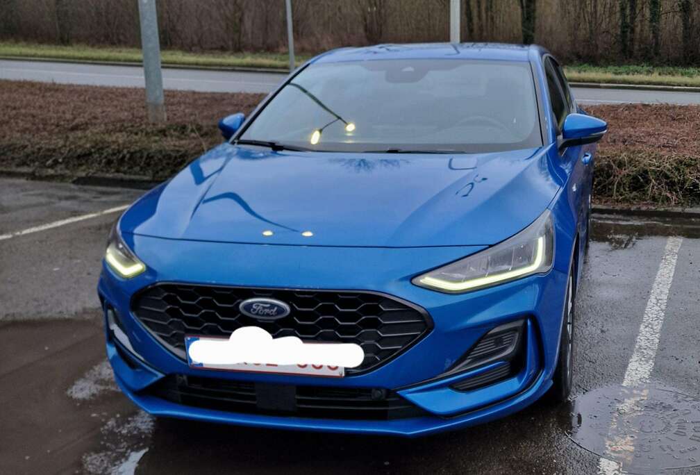 Ford Focus 1.0 EcoBoost MHEV ST-Line Design