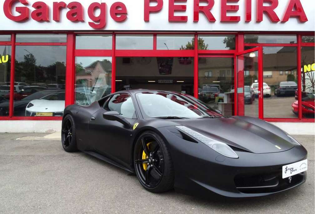 Ferrari Italia COUPE CARBON LIFT JBL Europa