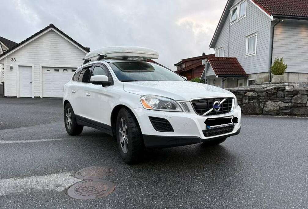 Volvo XC60 2.0 D4 Momentum Geartronic