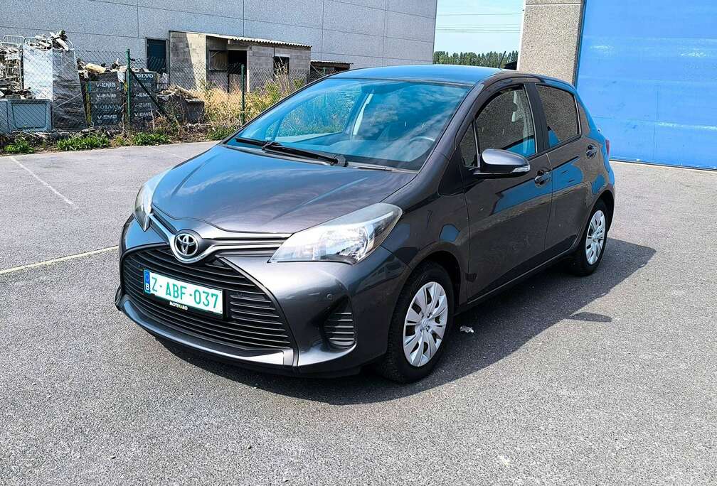 Toyota 1.33 Comfort | Airco | Parkeersensoren V+A | 6-bak