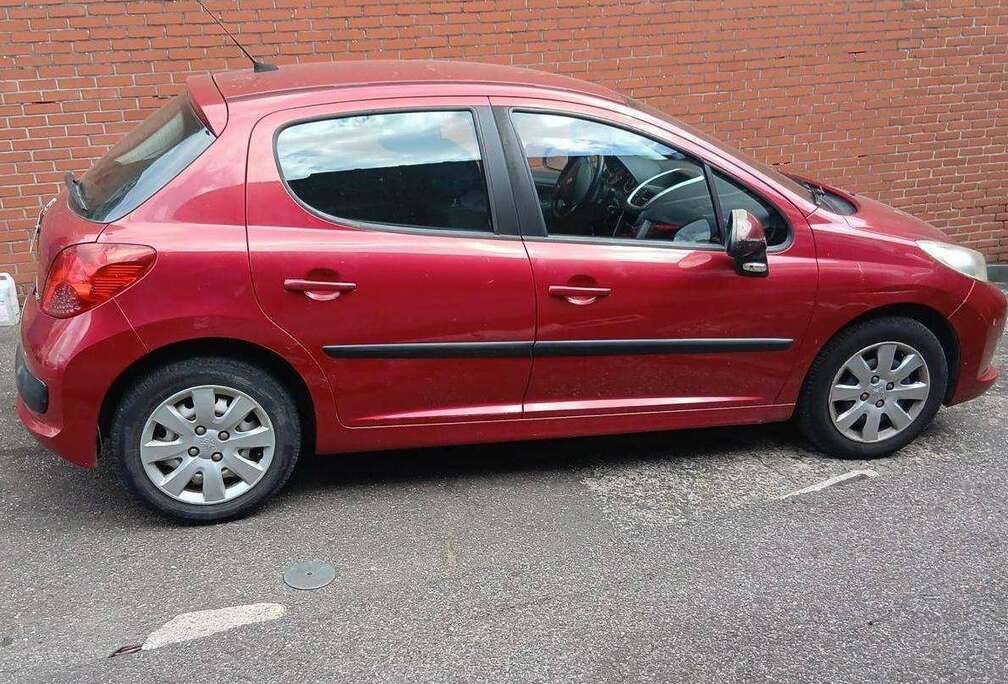 Peugeot 1.4i Urban gekeurd v verkoop, airco