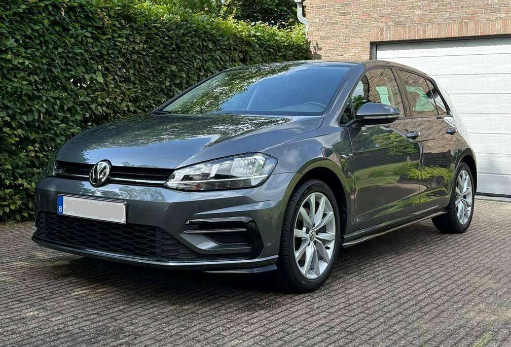 Volkswagen Golf 1.5 eTSI R-Line OPF DSG