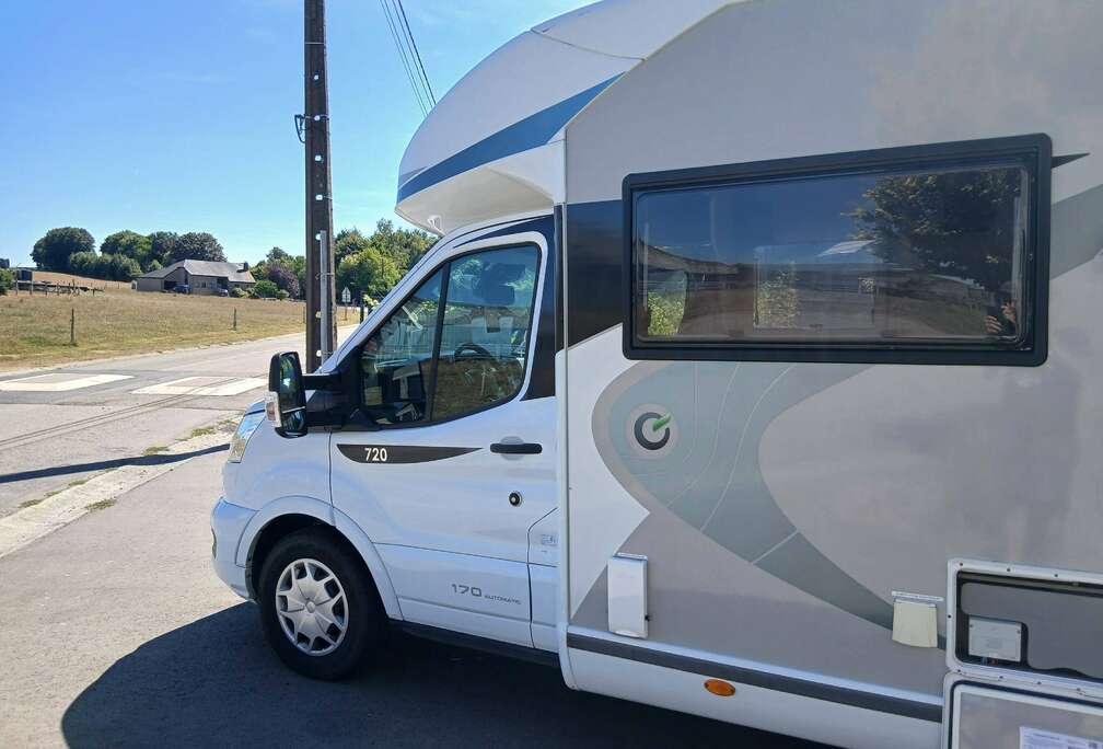 Caravans-Wohnm 720 Titanium