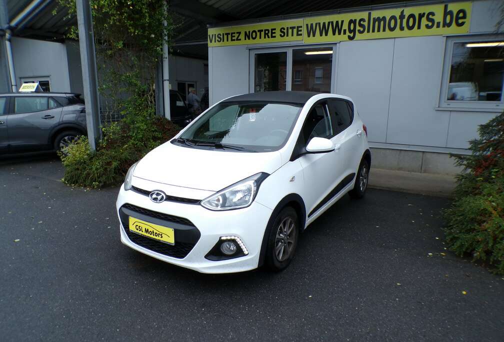 Hyundai 1.0i 66cv blanc 11/16 79.055km Airco Cruise Radio