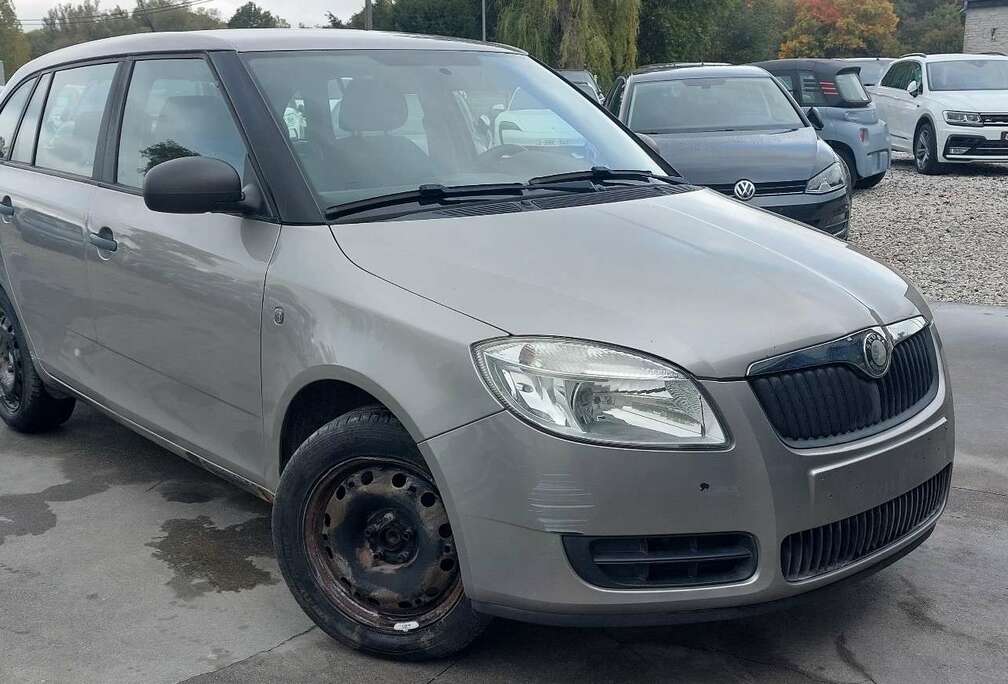 Skoda 1.4TDi VENDU DANS L\'ETAT MARCHAND OU EXPORT